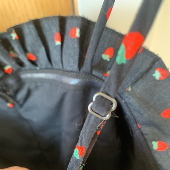 MADEWELL Pintuck Cami Dress in Fresh Strawberries - Picture 4 of 11